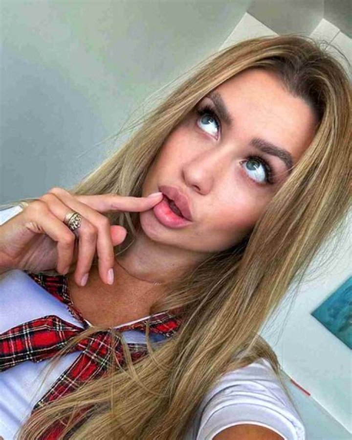 
Lisa Magwebu Height, Weight, Net Worth, Age, Birthday, Wikipedia, Who, Nationality, Biography 