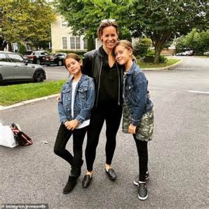 Stephanie Gosk Wife Or Partner -Is She Still Married Jenna Wolfe?